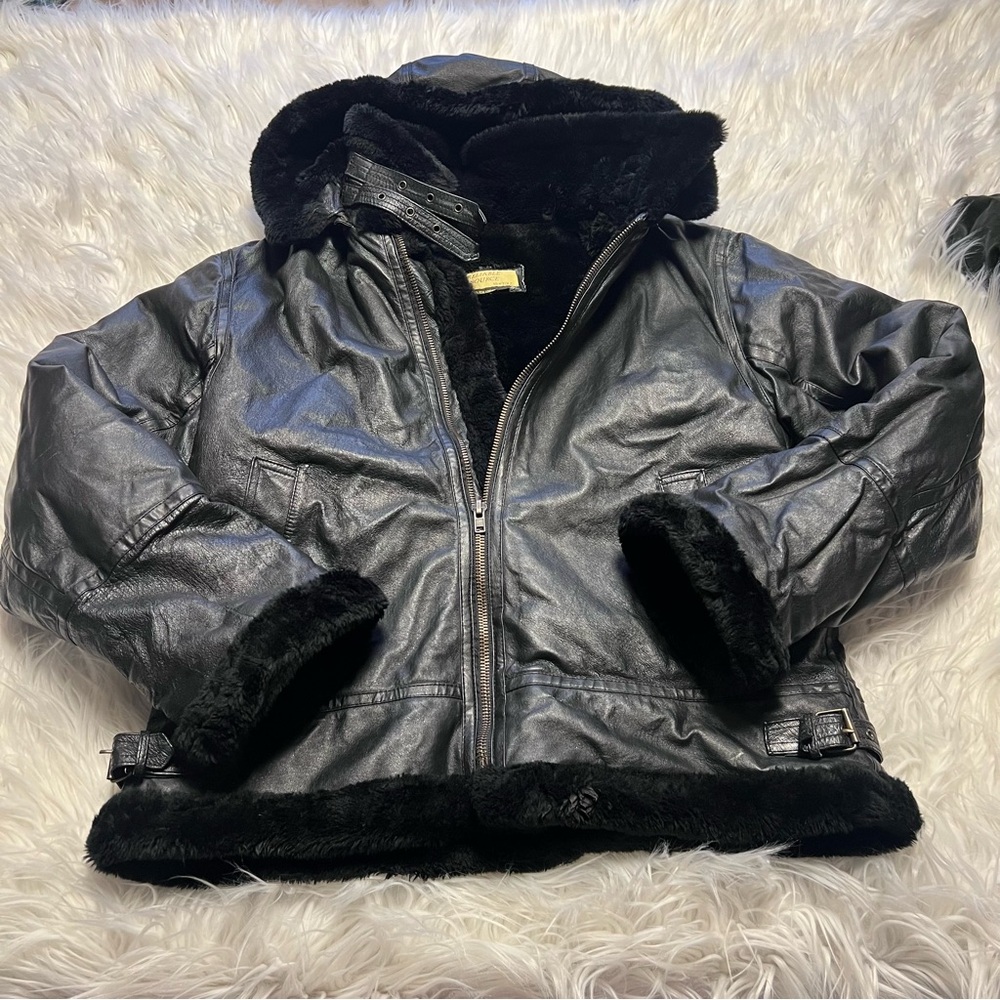 Vintage reliable source NYC Black genuine Leather Jacket with Fur Lining